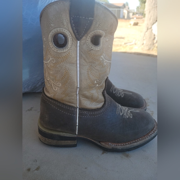 Boys Cowboy/ Western Boots - Picture 2 of 4